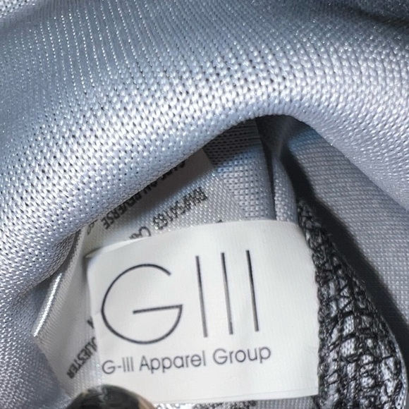 NFL Team Apparel Cleveland Browns Women’s Heather Gray Hoodie Size Small - Picture 4 of 6